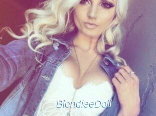 BlondieeDoll