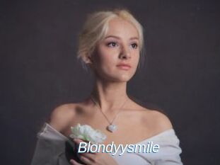 Blondyysmile