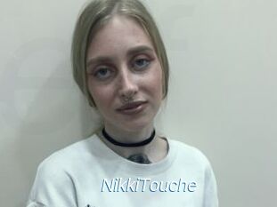 NikkiTouche