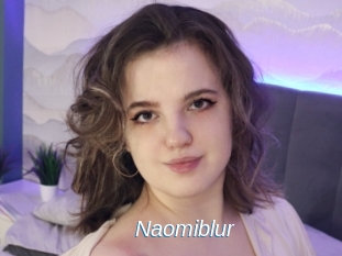 Naomiblur